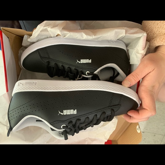 Puma Low Top Sneakers - Picture 5 of 7